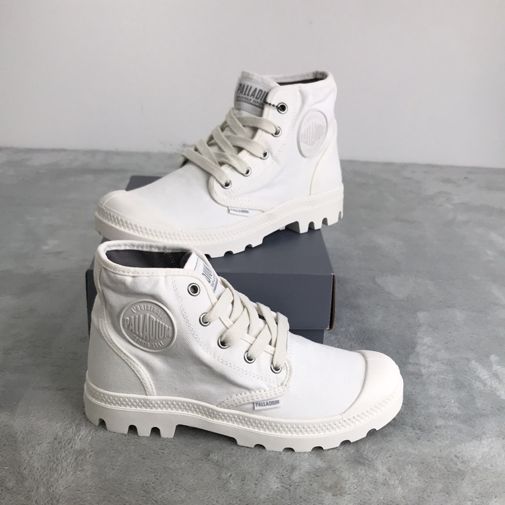 Palladium Women's Pampa Hi Star White Boots New in Box - Picture 2 of 15